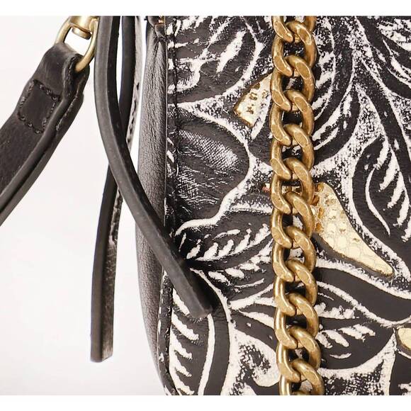 NEW LOYAL WEST women\'s shell mini purse in black